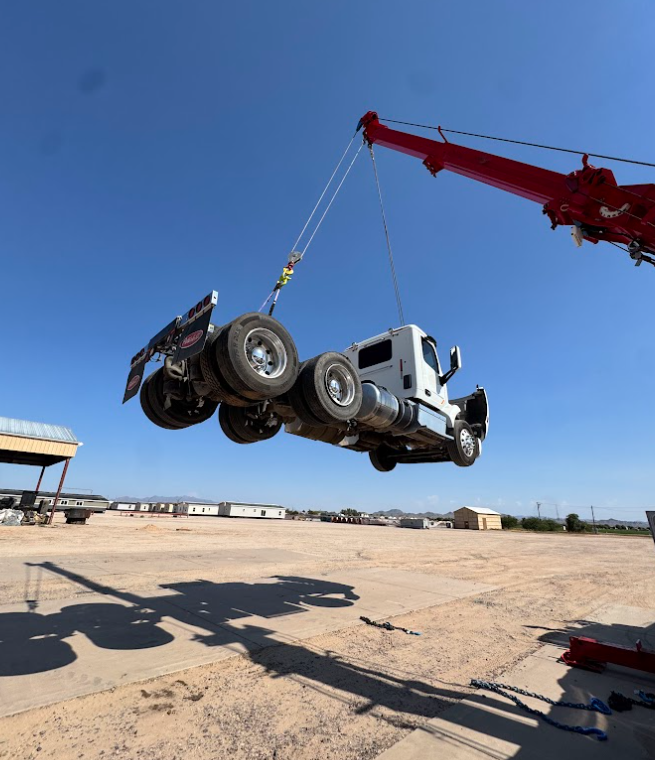 Stuck in Arizona With a Broken Truck? Here’s Your Complete Action Plan